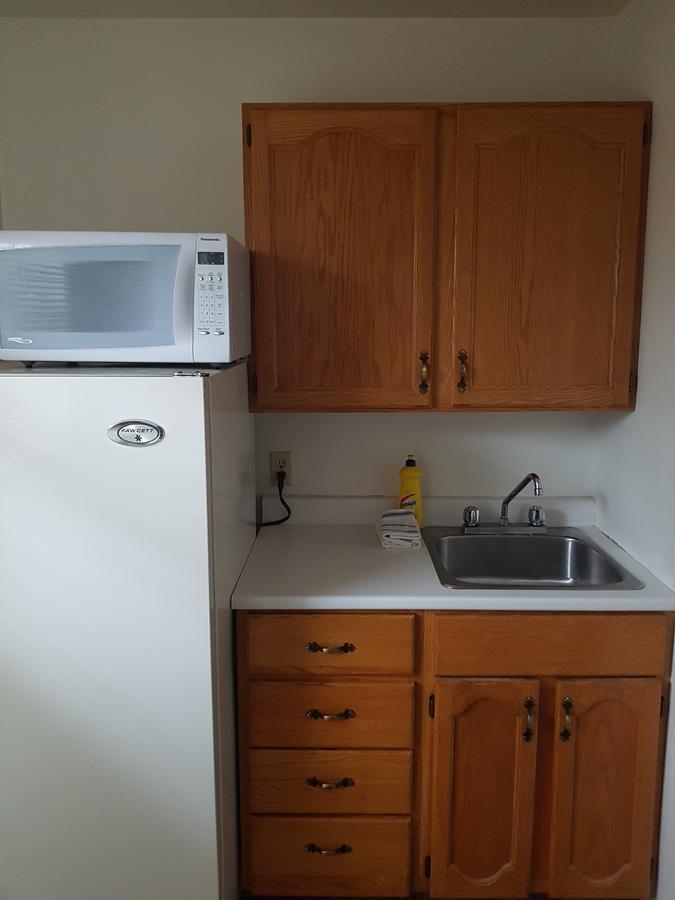 Covered Bridge Inn & Suites サセックス エクステリア 写真