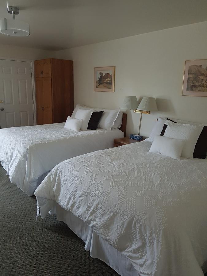 Covered Bridge Inn & Suites サセックス エクステリア 写真