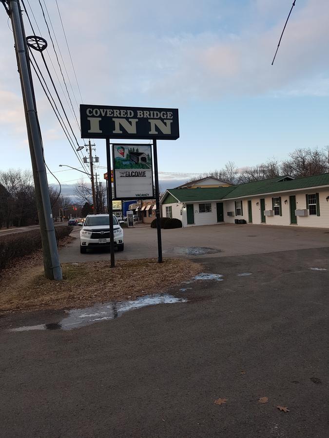 Covered Bridge Inn & Suites サセックス エクステリア 写真