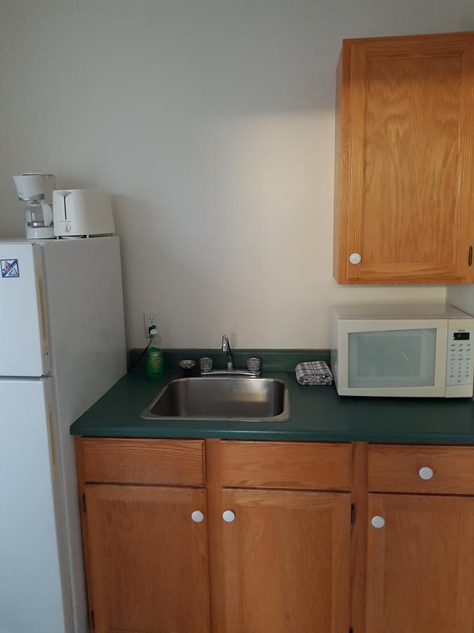 Covered Bridge Inn & Suites サセックス エクステリア 写真