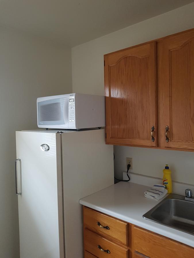 Covered Bridge Inn & Suites サセックス エクステリア 写真