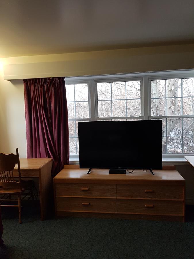Covered Bridge Inn & Suites サセックス エクステリア 写真